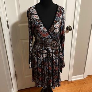 Xhilaration size large super soft, comfy adorable dress!